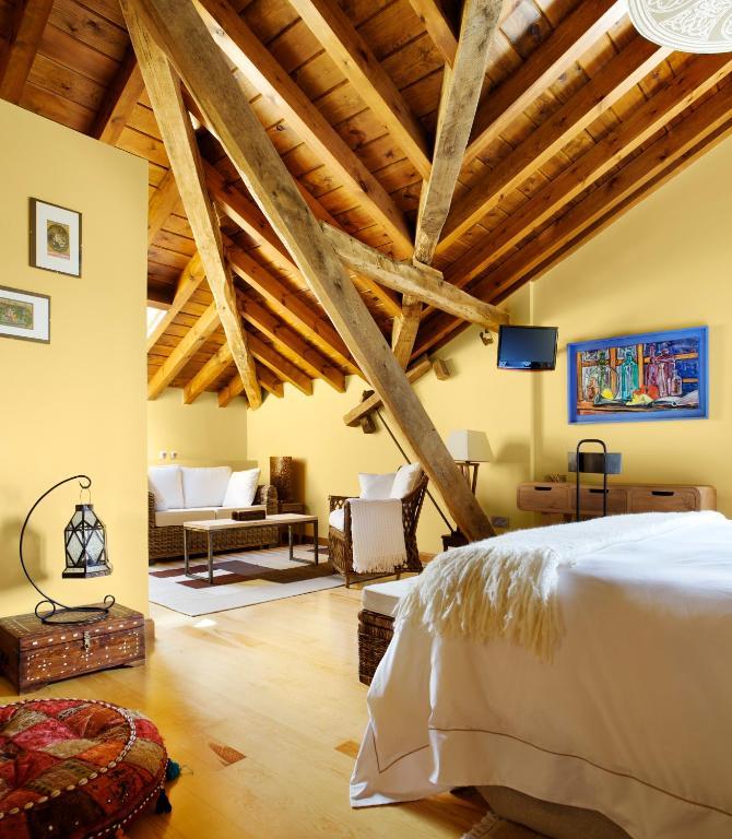 La Casona Del Viajante - Adults Only Hotel Villabajo Bilik gambar